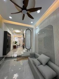 HÀNG XANH  - TẶNG NỘI THẤT - PHÒNG NGỦ TRỆT - NHÀ NỞ HẬU -HỖ TRỢ VAY NGÂN HÀNG - 6.95 TỶ
