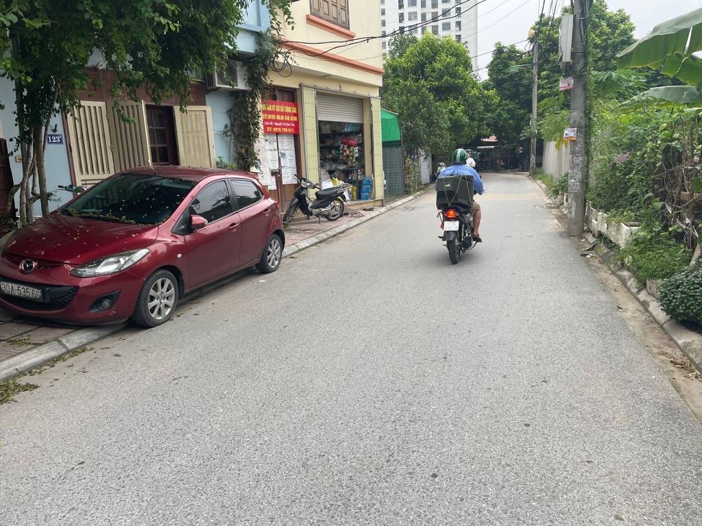 LÔ GÓC, 2 MẶT TIỀN, VỬA Ở VÀ KINH DOANH - Phố Gia Quất Thượng Thanh LB