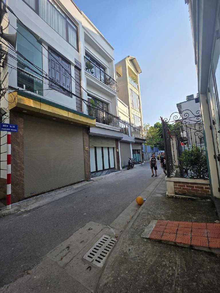 Lô góc đẹp Đức Giang Long Biên giá 10,2 tỷ diện tích 50m2