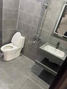 Bán nhà Thanh Am, Thượng Thanh, Long Biên: 35m2, 5 tầng, giá 4,8 tỷ: Dân xây mới kính koong
