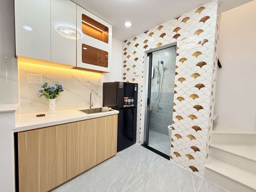 Nhà Lê Văn Duyệt giá 2.1 tỷ hẻm thông