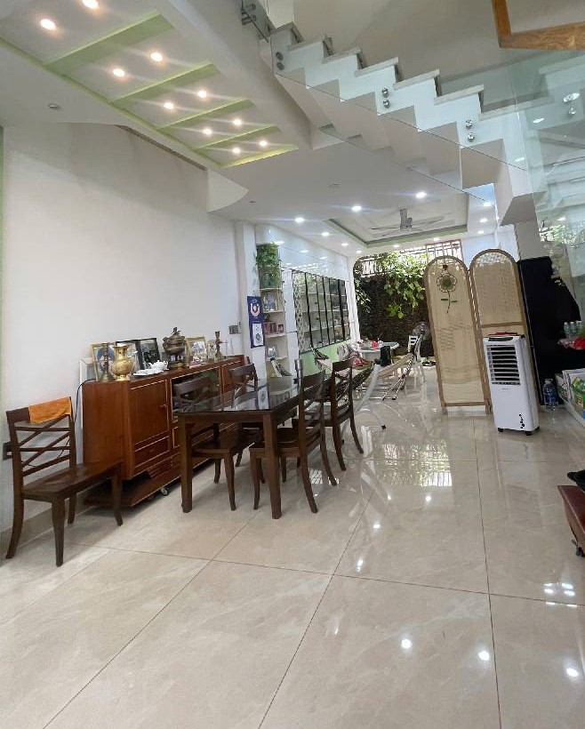 NHÀ ĐẸP – KINH DOANH ĐA NGÀNH – GIÁ 15.5 TỶ