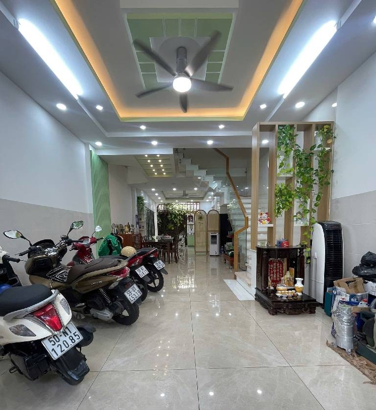 NHÀ ĐẸP – KINH DOANH ĐA NGÀNH – GIÁ 15.5 TỶ