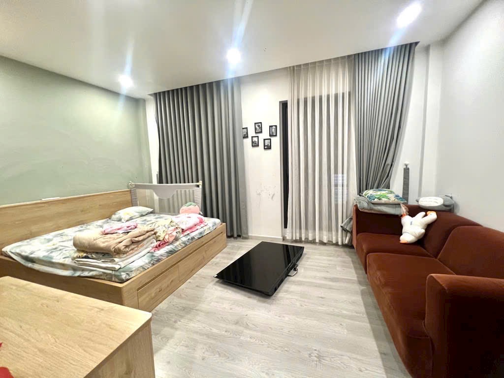 XÔ VIẾT NGHỆ TĨNH- 50M2-4 TẦNG- VIEW LANDMARK 81- Chỉ 7.7 Tỷ
