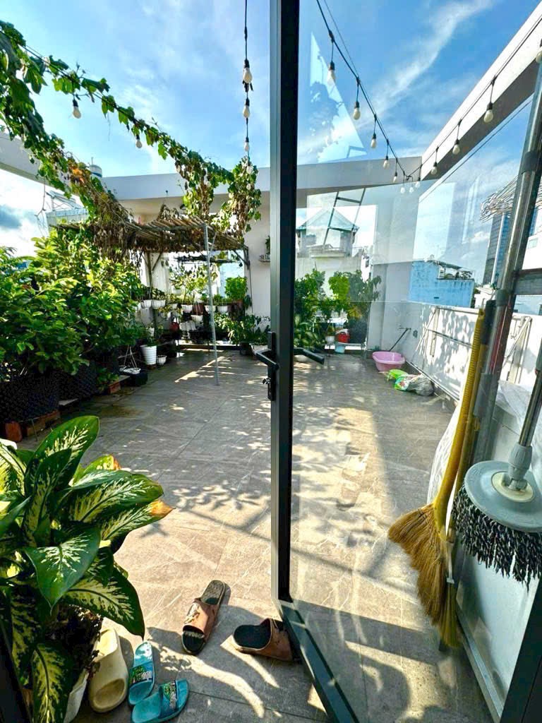 XÔ VIẾT NGHỆ TĨNH- 50M2-4 TẦNG- VIEW LANDMARK 81- Chỉ 7.7 Tỷ