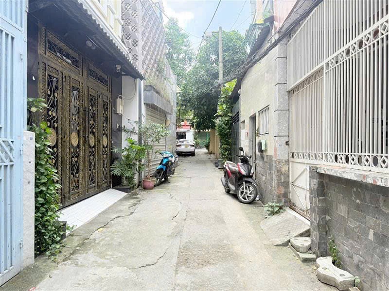 SỐC - HXH- BÙI ĐÌNH TUÝ-BÌNH THẠNH- 50M2(4x12,5)-2 TẦNG-3PN CHỈ 5,85 TỶ -NỞ HẬU