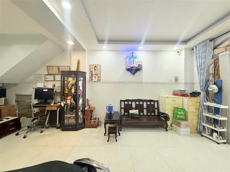SỐC - HXH- BÙI ĐÌNH TUÝ-BÌNH THẠNH- 50M2(4x12,5)-2 TẦNG-3PN CHỈ 5,85 TỶ -NỞ HẬU