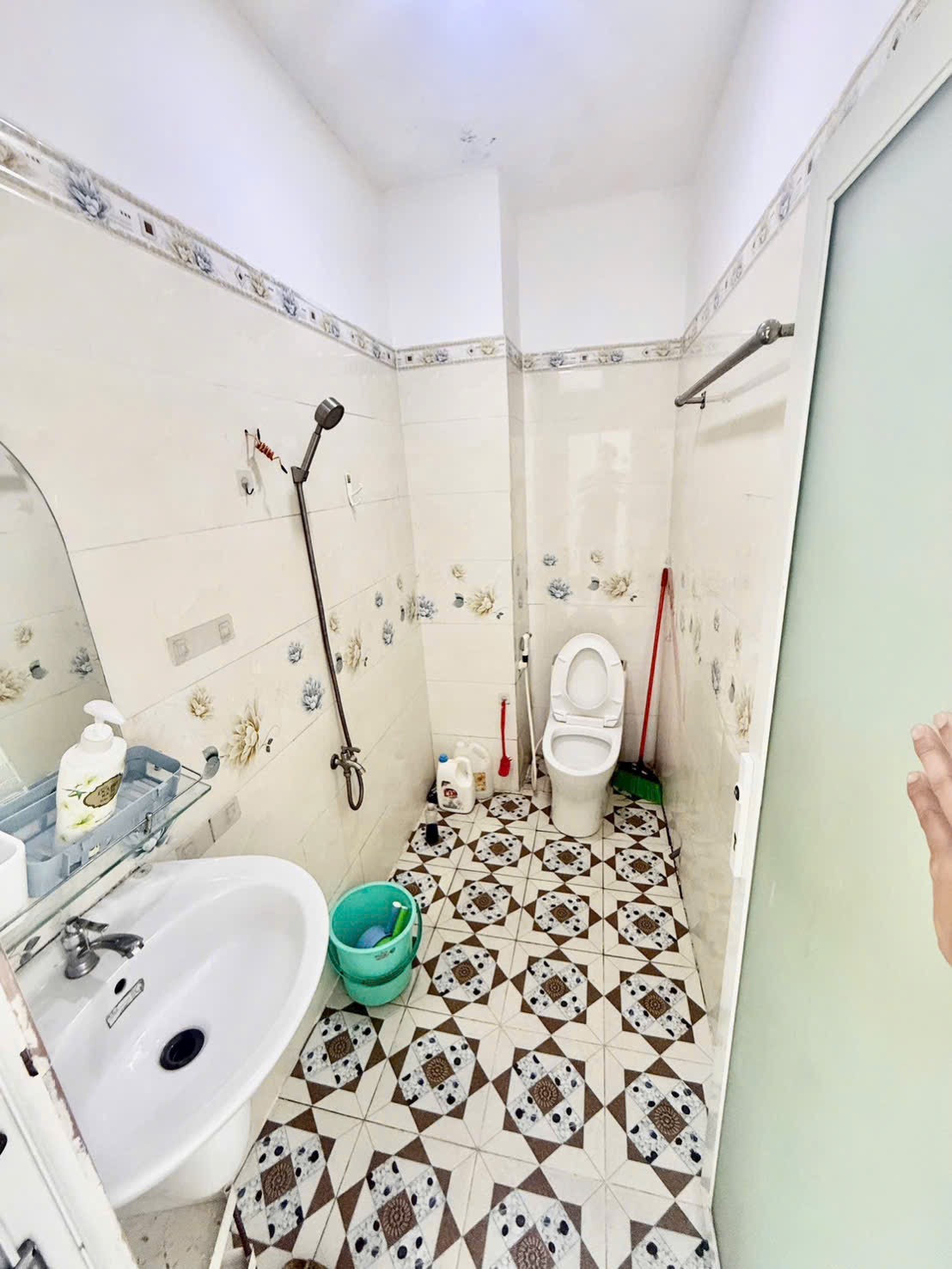 HÓT HIẾM MẶT TIỀN PHẠM VĂN ĐỒNG- NGUYỄN XÍ BÌNH THẠNH - 4 TẦNG -NHỈNH 6 Tỷ