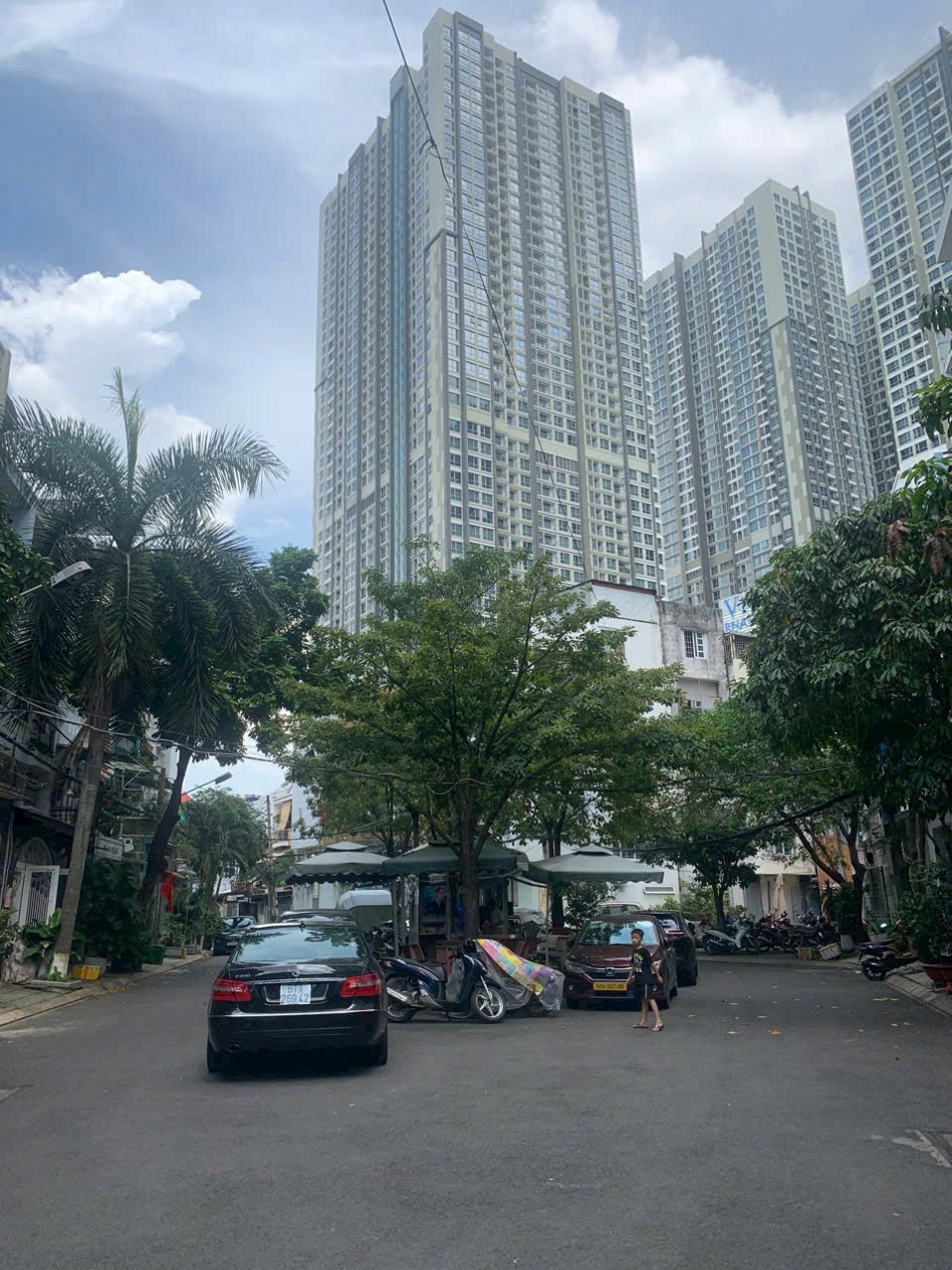 HẺM 8M- NGUYỄN HỮU CẢNH- BÌNH THẠNH- SÁT LANDMARK 81-50M2 CHỈ 10,5 TỶ