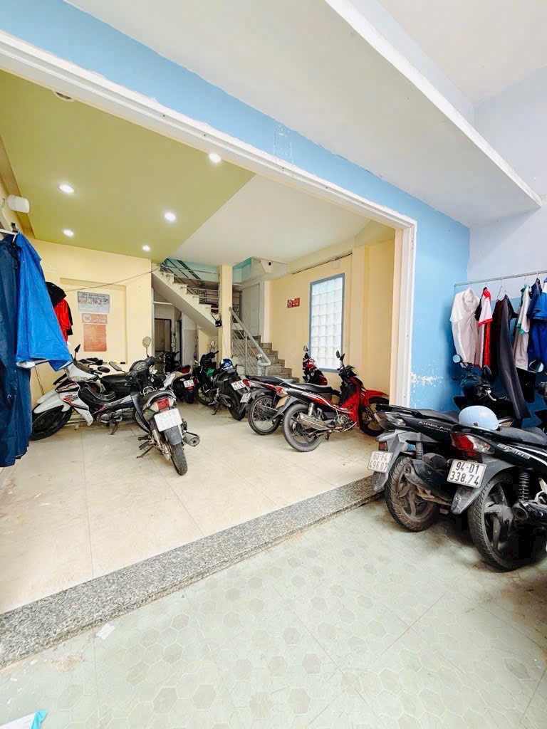 HXH LÊ QUANG ĐỊNH-60M2-4 TẦNG-DÒNG TIỀN 30tr/th