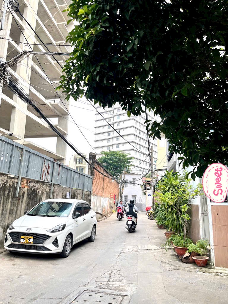 BÁN NHÀ NGUYÊN HỒNG-GÒ VẤP- 53M2- SÁT HẺM XE HƠI-5,2 TỶ