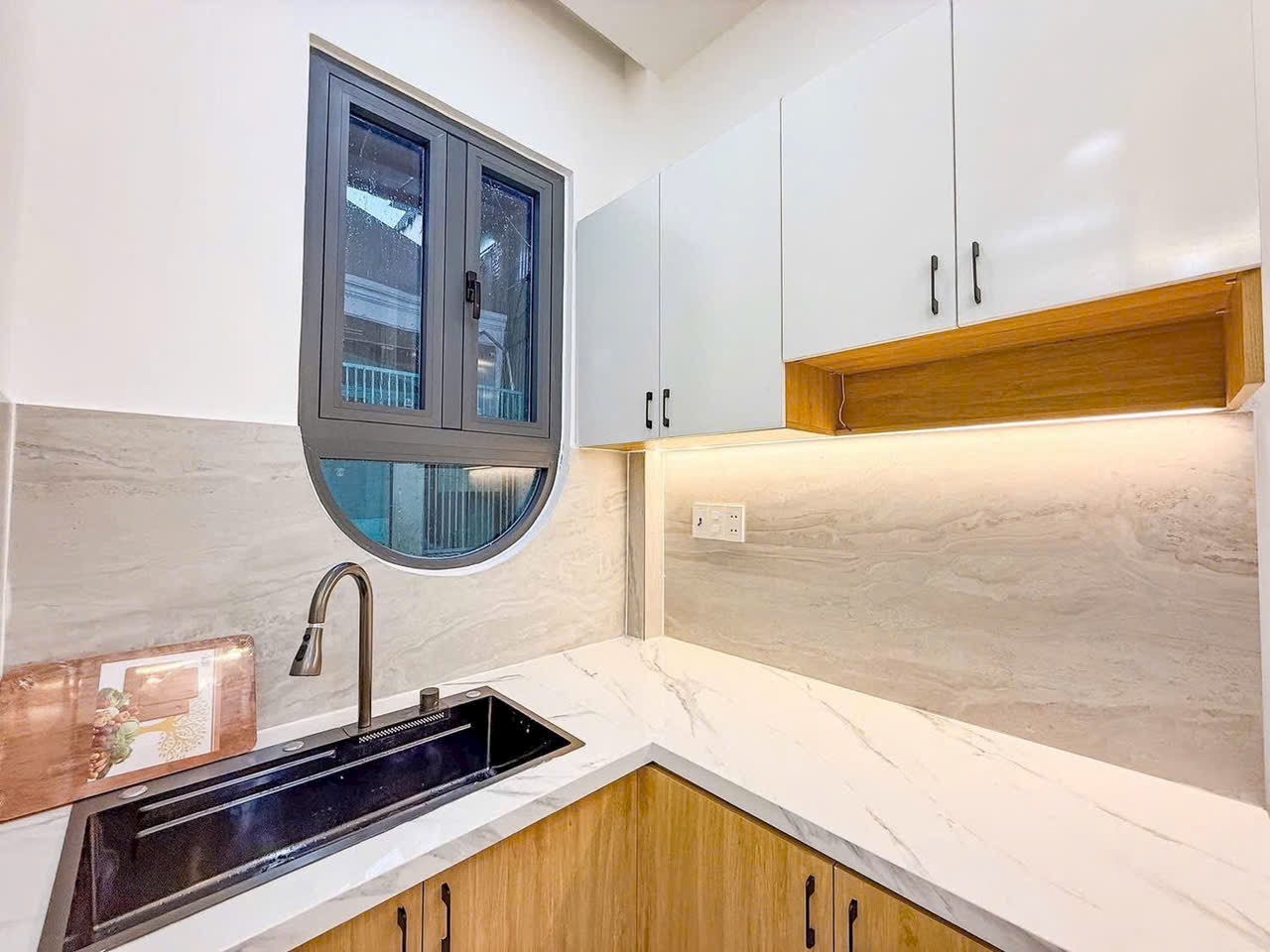 NHÀ ĐẸP 2 TẦNG- HXH PHAN VĂN TRỊ- BÌNH THẠNH