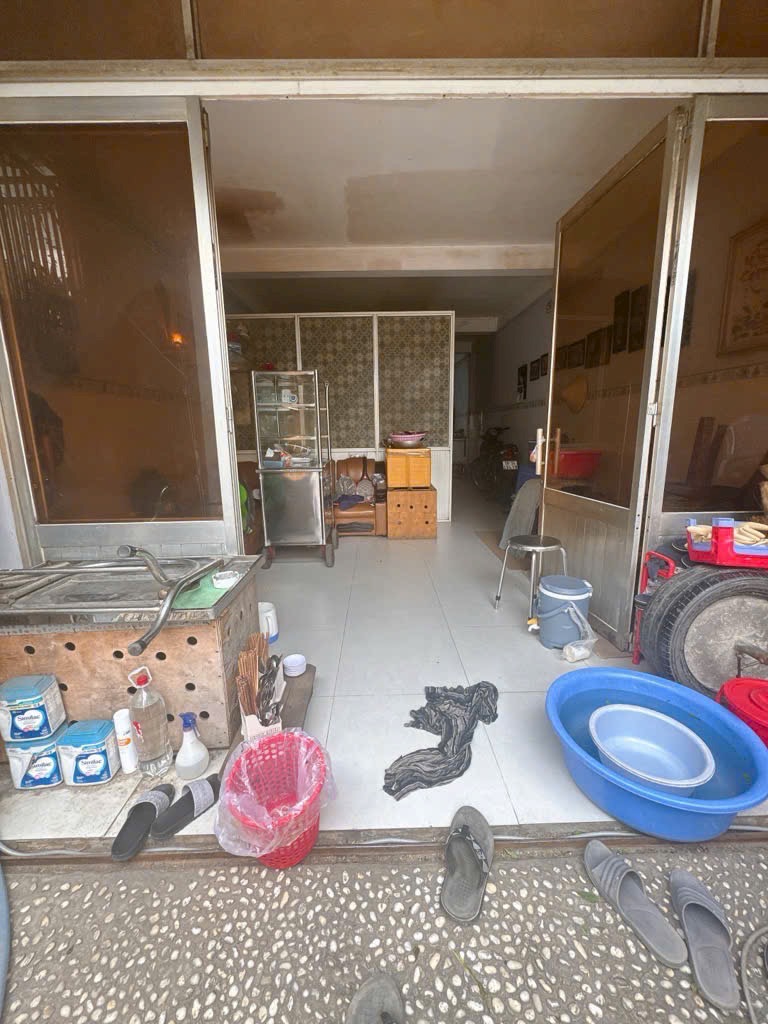 BÁN NHÀ BÌNH THẠNH- NƠ TRANG LONG- SÁT MẶT TIỀN- XE HƠI VÀO NHÀ- 6.6 Tỷ