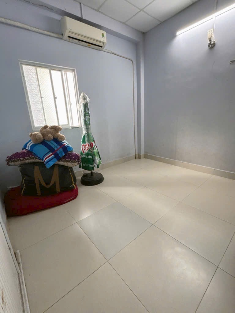 BÁN NHÀ BÌNH THẠNH- NƠ TRANG LONG- SÁT MẶT TIỀN- XE HƠI VÀO NHÀ- 6.6 Tỷ