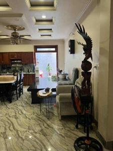 BÁN NHÀ TRỊNH QUANG NGHỊ -QUẬN 8