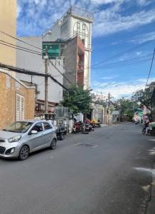 MẶT TIỀN KINH DOANH - NGUYỄN THƯỢNG HIỀN - BÌNH THẠNH- 4 TẦNG- NGANG 10M- Giá 6,5 TỶ