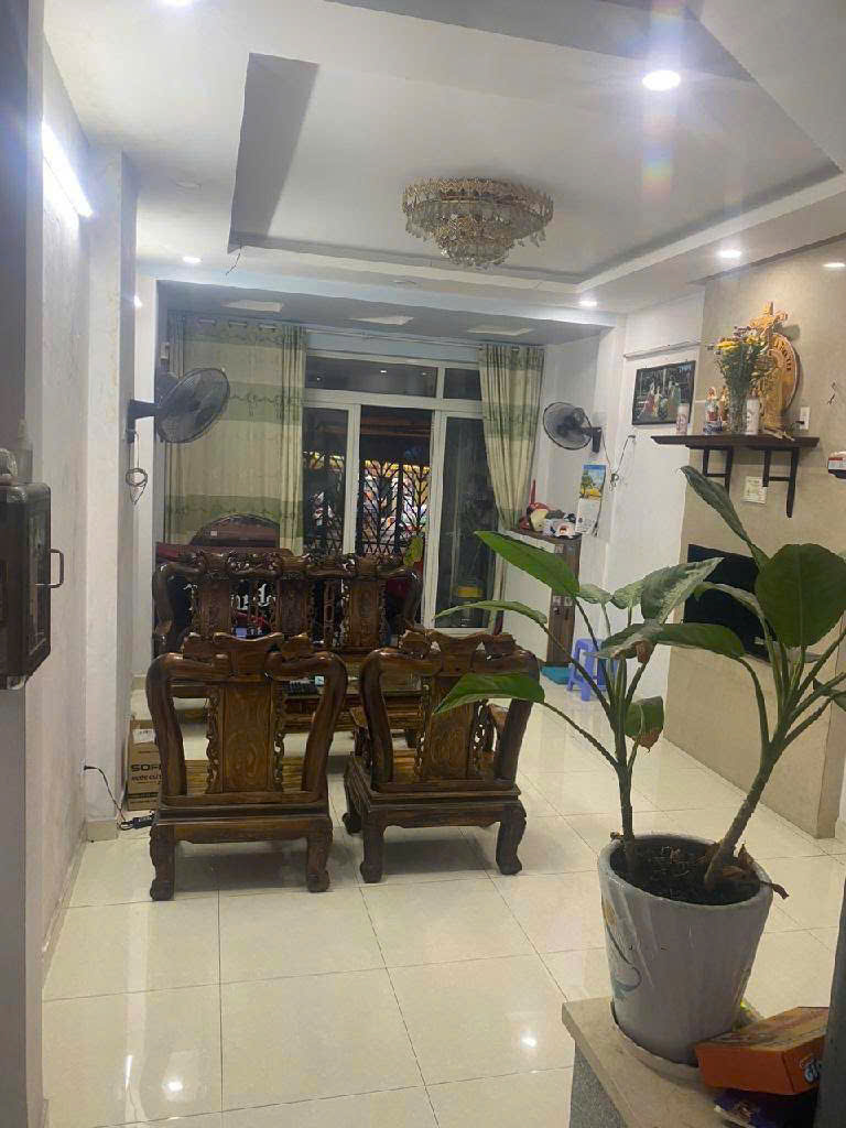 NHÀ MẶT TIỀN KINH DOANH ĐƯỜNG 385 - 4 TẦNG - CHỈ 7 TỶ