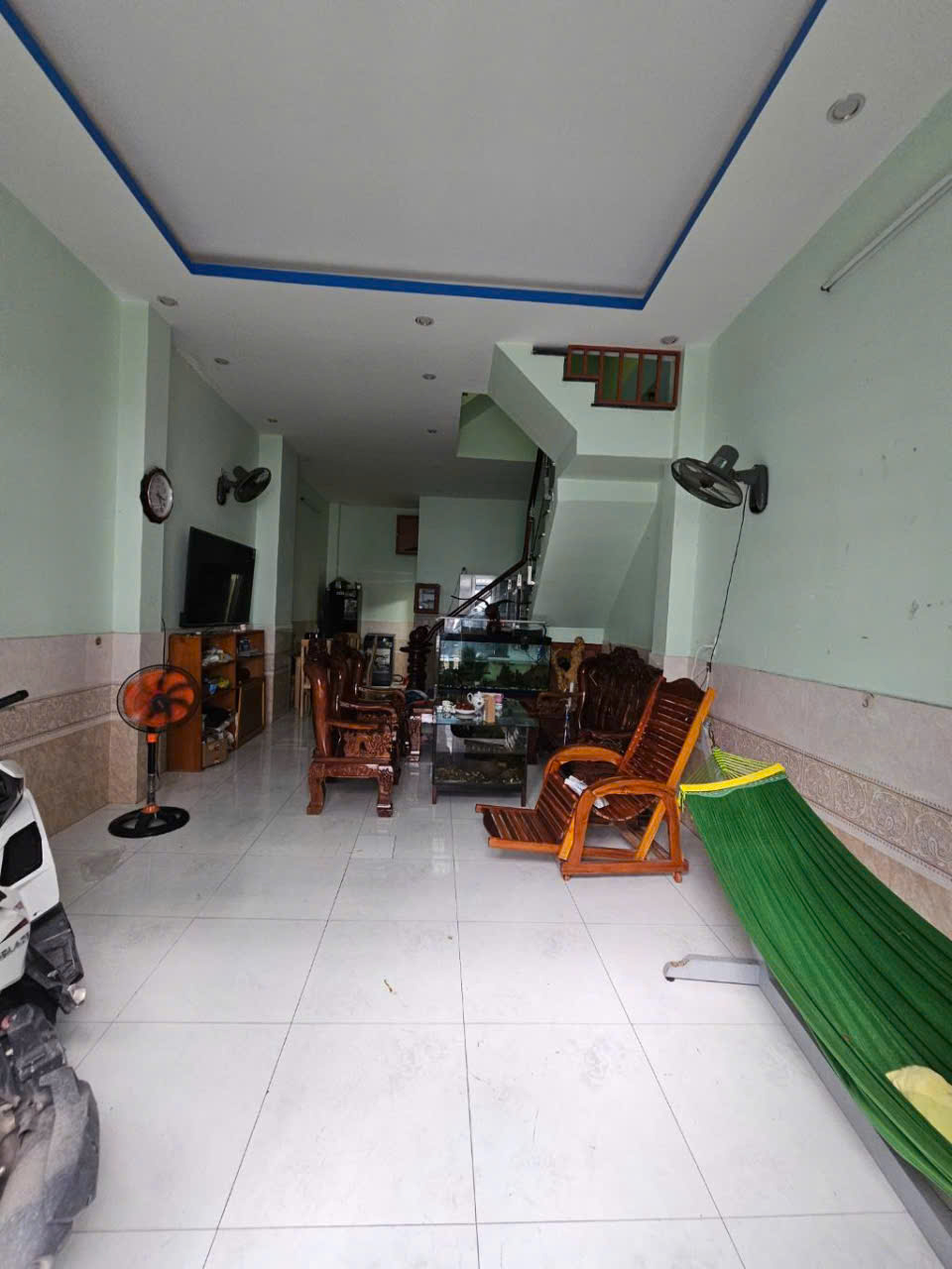 Nhà 4 tầng 52m2 - Hẻm xe hơi - 5 tỷ xxx - Hàng xóm Vinhomes.