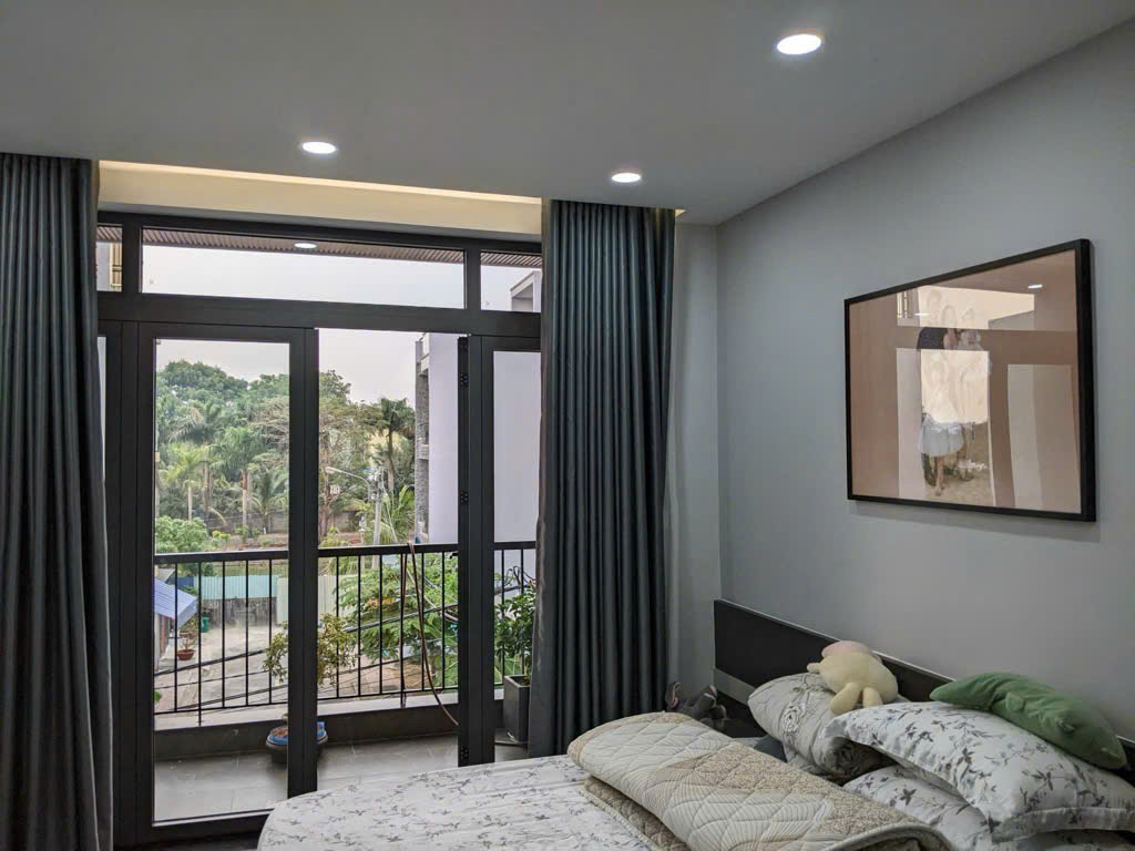 Bán nhà mới 60m2 chỉ 7.x tỷ - Tặng nội thất cao cấp - Hẻm xe hơi Q9.