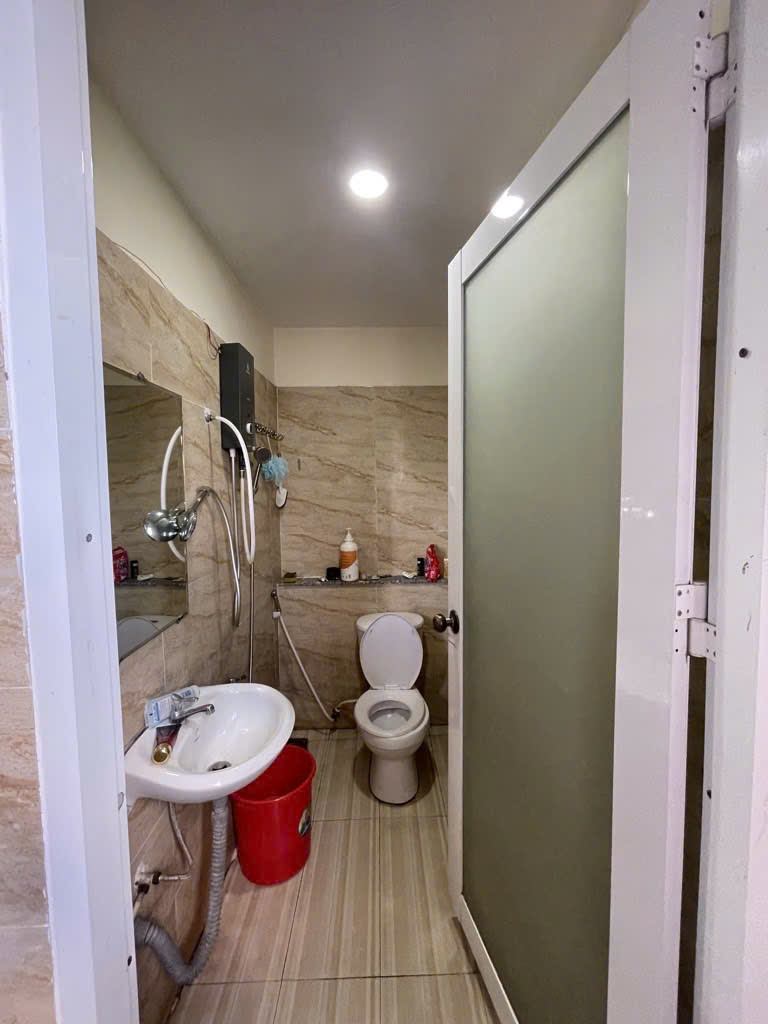 NHÀ 2 TẦNG Q9 - GIÁ CHỈ 3.8 TỶ – HẺM OTO - SỔ HỒNG