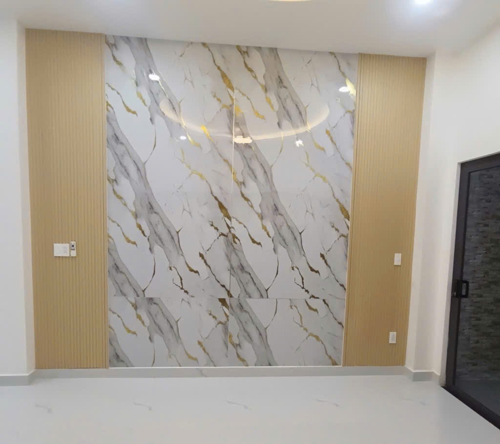 Bán nhà 3 tầng mới xây 61.6m2 - Nhỉnh 5 tỷ - Phường Long Bình Q9