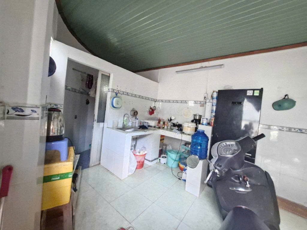 Bán nhà Q9 30m2 - Chỉ 1.2 tỷ -Hẻm xe hơi - Dòng tiền