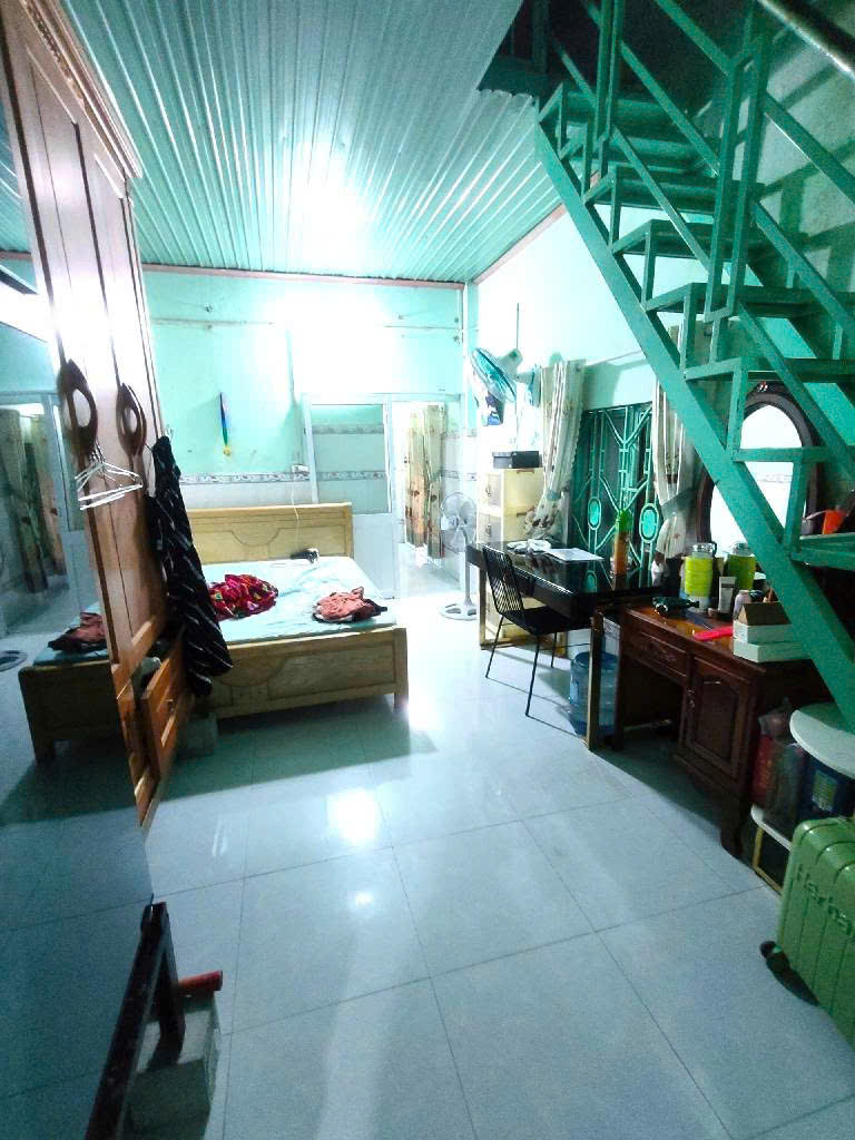 Bán nhà Tân Phú Q9 - 1.2 tỷ - An cư trước làm giàu sau - trục chính 50m