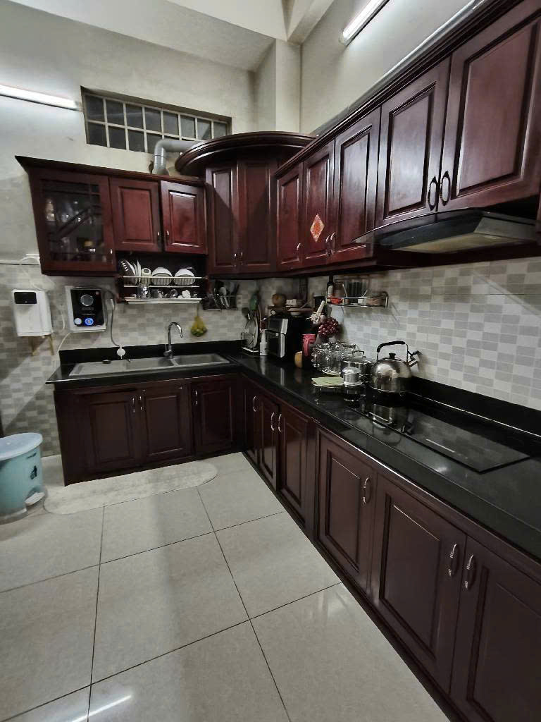 BÁN NHÀ 4 TẦNG 60M2 Q9 - 4.9 TỶ - NỘI THẤT SANG - GẦN VINHOMES