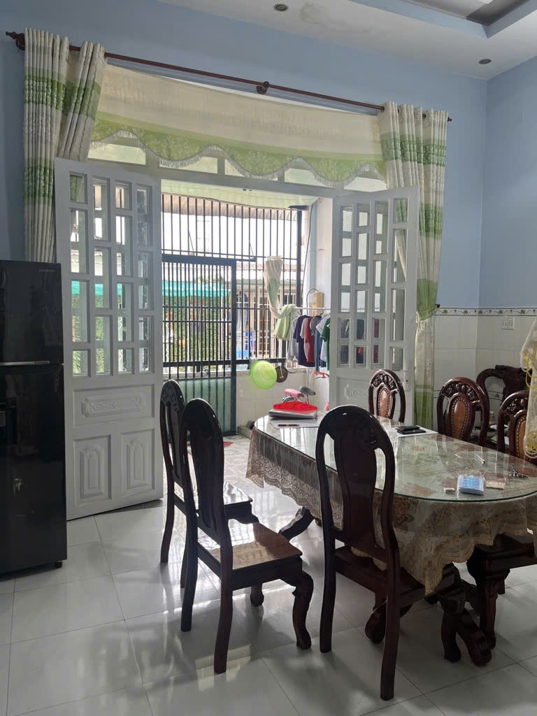BÁN NHÀ MỚI Q9 - NHỈNH 2 TỈ - VỊ TRÍ THUẬN LỢI