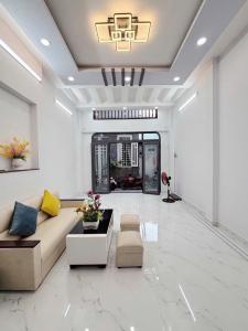 Siêu phẩm 4 tầng Lê Văn Quới, Bình Tân - DT 85m2 - hẻm an ninh, gần Aeon Mall