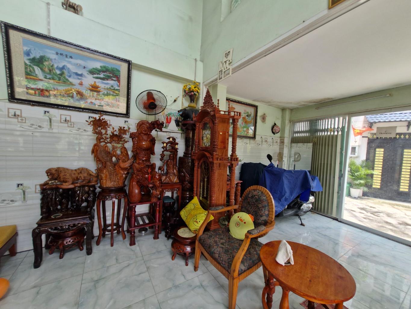 Bán căn nhà ngay linh đông thủ đức