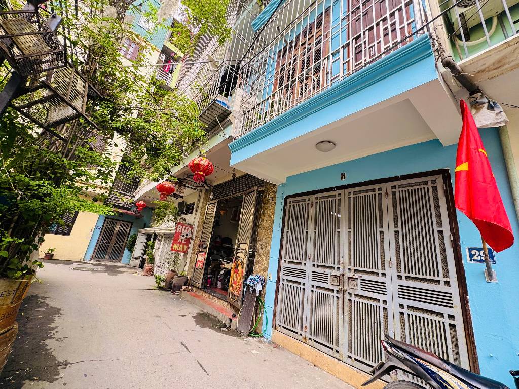 Gấp! BÁN nhà Yên Hòa DT:55m,giá 9,2 tỷ. DT : 40tr/th