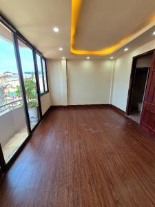 Nhà 6 tầng 4 ngủ khu Bạch Mai - 26/33m2 - 7.1 tỷ