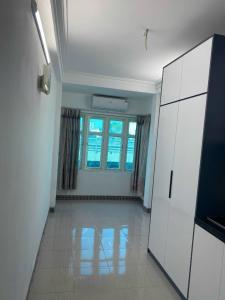 Nhà 6 tầng Minh Khai 10m ra mặt phố - 21m2 - 6.4 tỷ