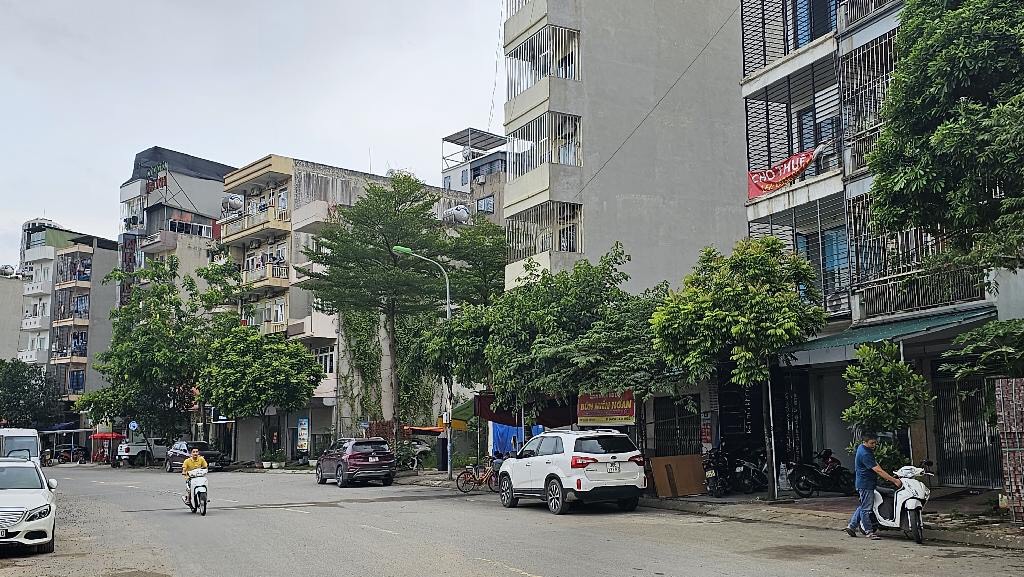 Mặt Phố Nguyễn Văn Lộc, Mỗ Lao 50m2 Giá cực Rẻ chỉ hơn 6 Tỷ , 2 mặt đường, Kinh doanh khủng