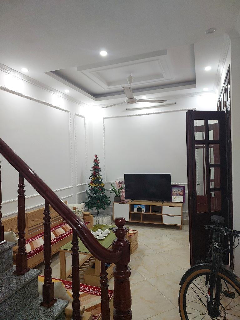TRƯỜNG CHINH/ 9 TỈ/ NHÀ ĐẸP Ở NGAY