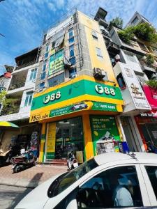 Đê La Thành - Mặt phố - Vỉa hè