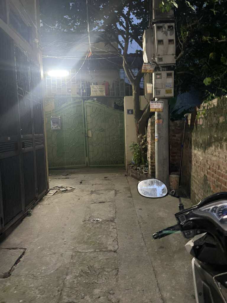 BÁN NHÀ NGỌC HỒI TRUNG TÂM HUYỆN THANH TRÌ, DÂN TRÍ CAO, TIỆN CHỢ  VÀ TRƯỜNG HỌC CÁC CẤP