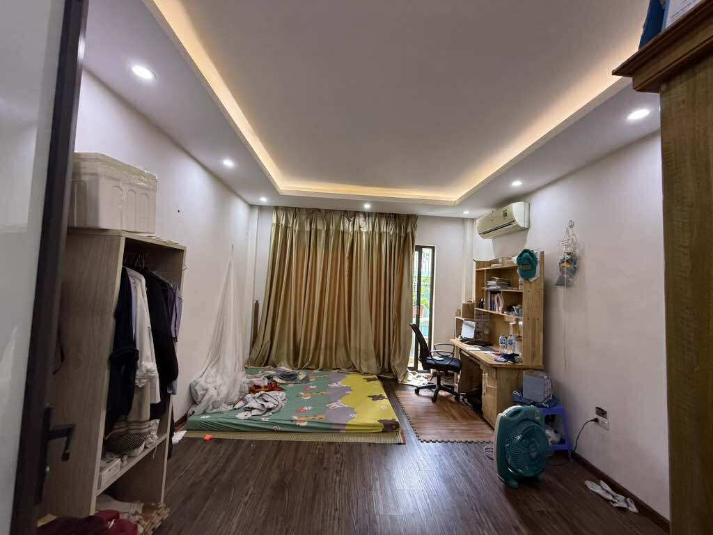 NHÀ TRUNG TÂM THỊ TRẤN VĂN ĐIỂN, VỊ TRÍ ĐẸP, GIAO THÔNG THUẬN TIỆN GIÁ HƠN 6 TỶ