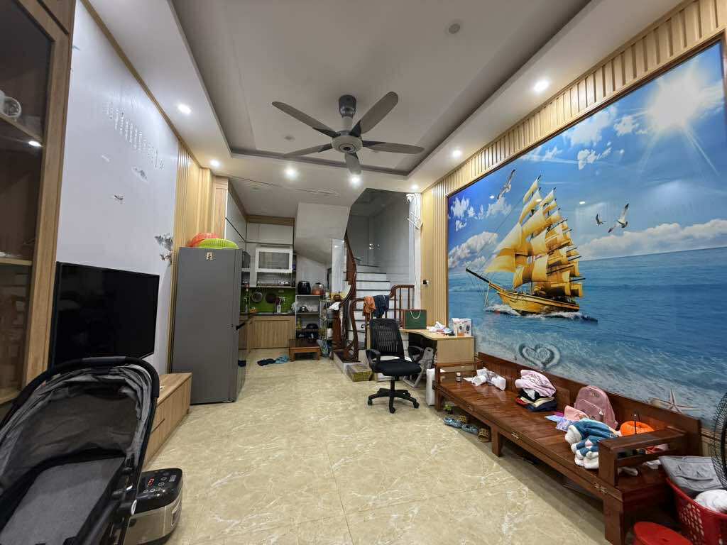 NHÀ TRUNG TÂM THỊ TRẤN VĂN ĐIỂN, VỊ TRÍ ĐẸP, GIAO THÔNG THUẬN TIỆN GIÁ HƠN 6 TỶ