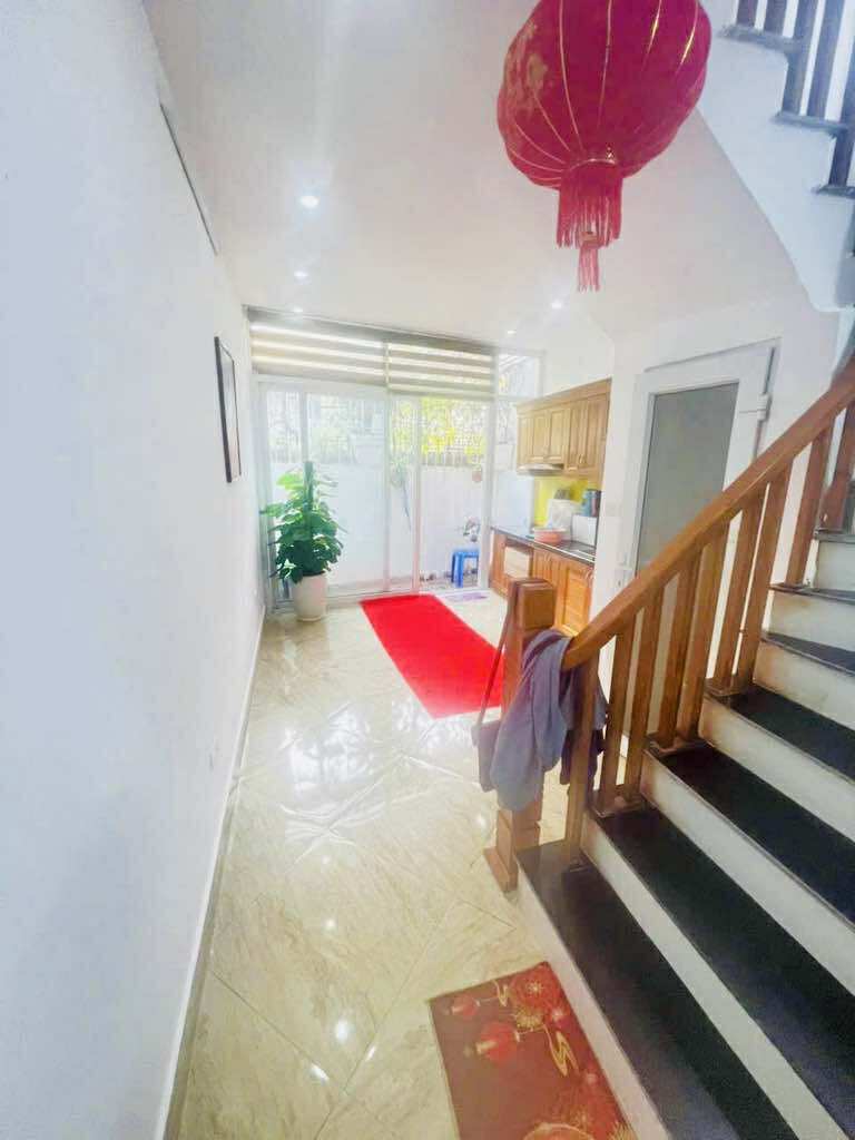 Bán nhà xinh như Ngọc Trinh trung tâm Thị trấn Văn Điển