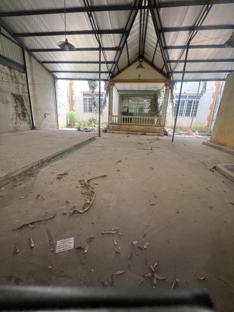 Kho, xưởng đất nông nghiệp làng nghề