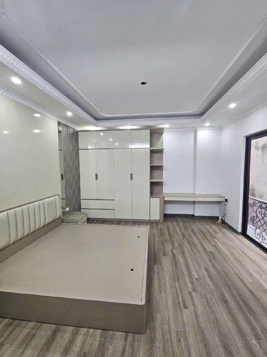 NHÀ ĐẸP – HIẾM – LÊ THANH NGHỊ – TRUNG TÂM HAI BÀ TRƯNG – HÀ NỘI –  GẦN CÁ TRƯỜNG ĐẠI HỌC – NHỈNH 9 TỶ  .