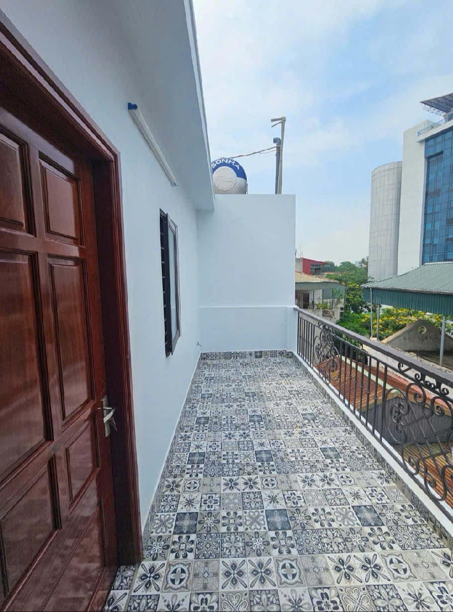 NHÀ ĐẸP – HIẾM – LÊ THANH NGHỊ – TRUNG TÂM HAI BÀ TRƯNG – HÀ NỘI –  GẦN CÁ TRƯỜNG ĐẠI HỌC – NHỈNH 9 TỶ  .