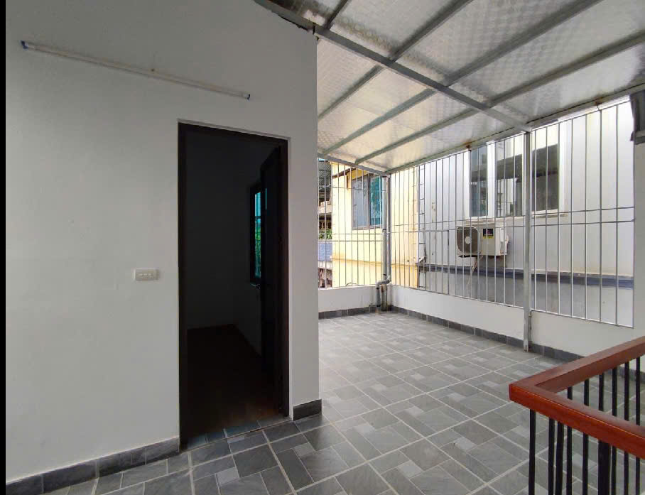 NHÀ ĐẸP – HIẾM - 40M - 7 TỶ XÍU  - BA BƯỚC RA PHỐ - GẦN TRƯỜNG ĐẠI HỌC - TTTM - THIÊN ĐƯỜNG MUA SẮM