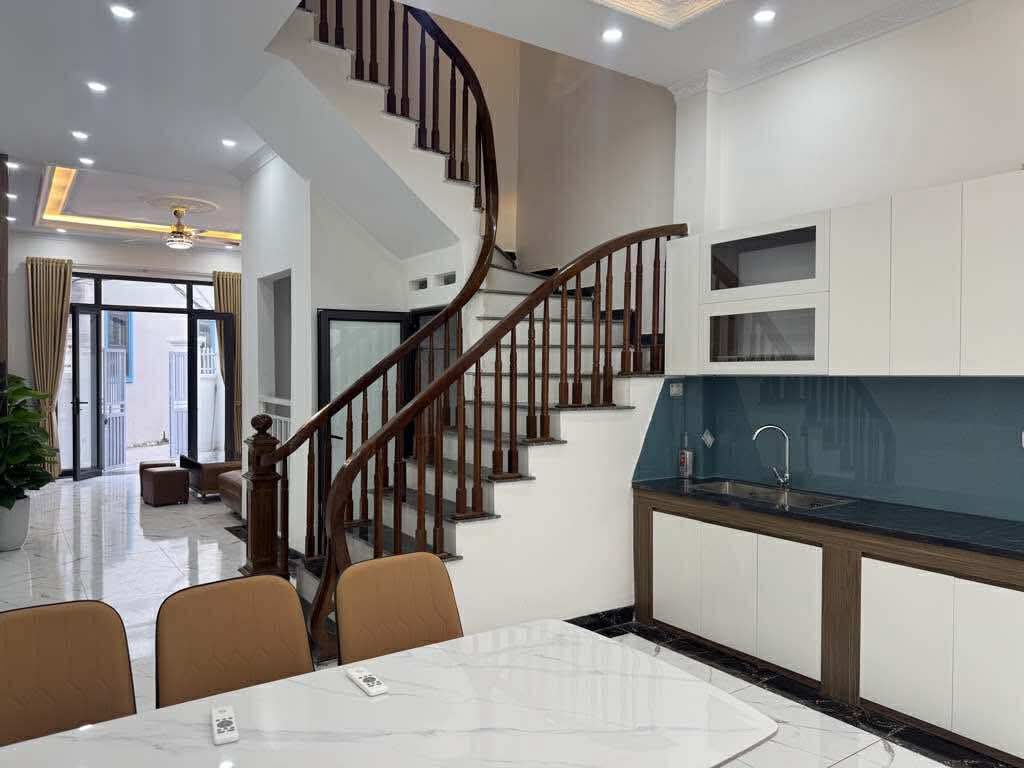 MẶT NGÕ Ô TÔ NHÀ ĐẸP phù hợp GIÁ TIỀN