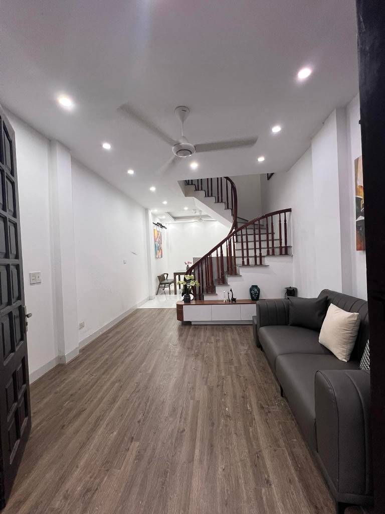 NGÔ QUYỀN - HÀ ĐÔNG 40M2 4 TẦNG - HÀNG XÓM BIỆT THỰ KĐT VĂN KHÊ GIÁ 9.X TỶ