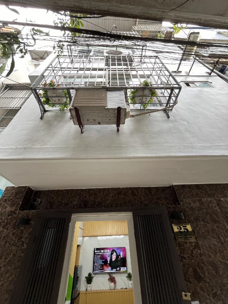Bán nhà phố Nguyễn Đức Cảnh Quận Hoàng Mai 20m x 4 tầng ,phân lô ô tô đỗ cửa
