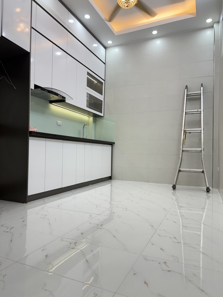 Nhà lô góc ngõ thông full nội thất Thanh Xuân - Tiện ích bạt ngàn