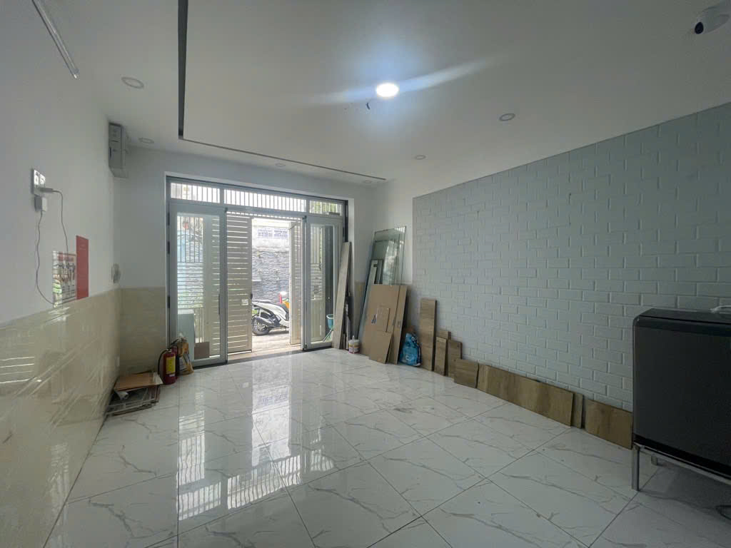 NHÀ SÁT MẶT ĐƯỜNG TRẦN QUANG KHẢI, P. TÂN ĐỊNH, Q.1, 44 M2, 4 TẦNG, GIÁ 12 TỶ - CÓ BỚT LỘC.